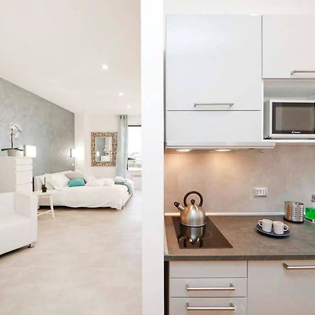 White Panoramic Jacuzzi Suite Trastevere - Top Collection Рим Екстер'єр фото